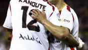 El Sevilla resuelve su peor resaca