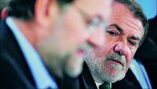 Rajoy avisa al PP de que no se fíe de los sondeos para no 'palmarla'