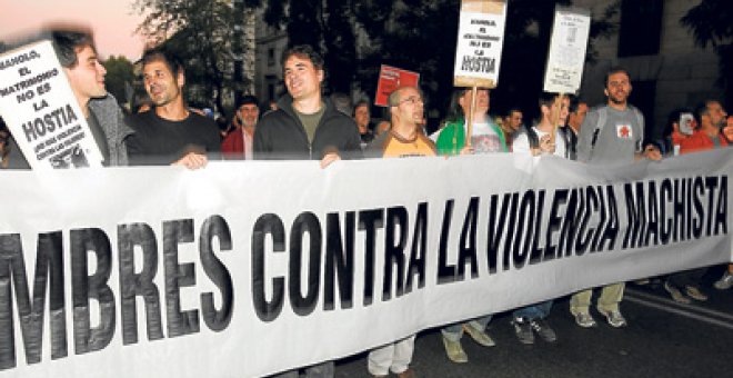 Casi 100.000 condenados por violencia de género en tres años