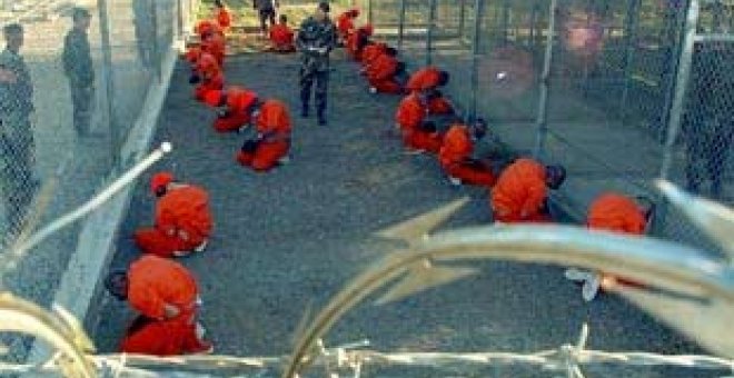 El espionaje británico trató de reclutar a reclusos de Guantánamo