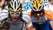 Cavendish, sin oposión en el primer sprint