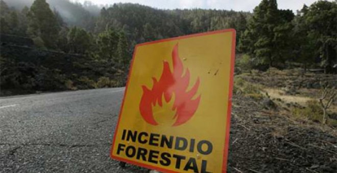 El Gobierno aprueba ayudas para afrontar los incendios y mejorar la red de carreteras