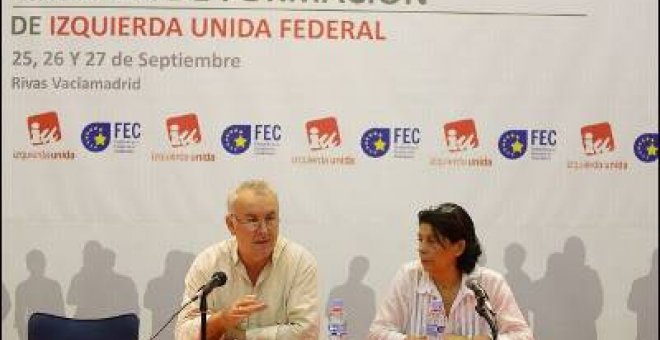 IU reclama más carga impositiva para los ricos