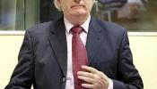 Karadzic comparece por primera vez en su juicio