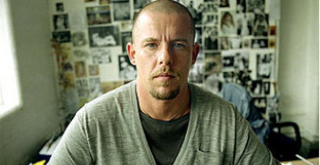 Hallado muerto el diseñador británico Alexander McQueen