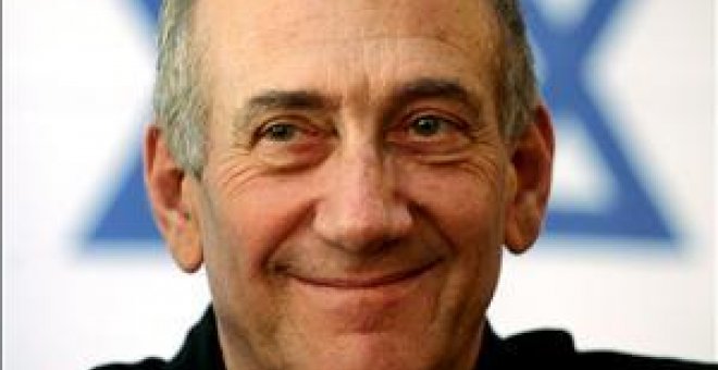 Ehud Olmert defenderá hoy en el Parlamento su política de paz con los palestinos