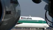 Alitalia anuncia que existen seis candidatos para la compra de la parte puesta en venta por el Estado