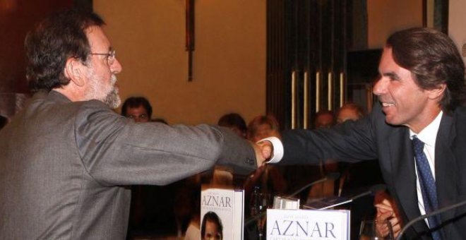 Aznar arremete contra todos