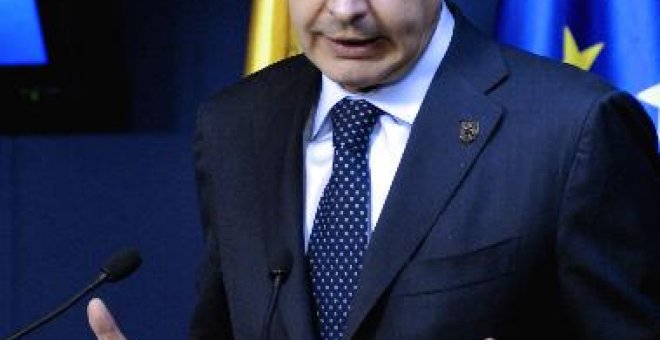 Zapatero adelanta que cambiará la estructura del Gobierno