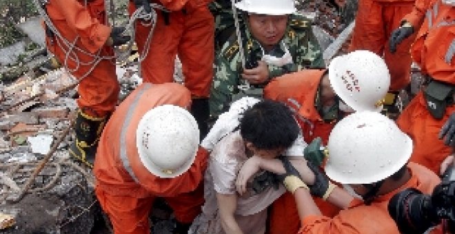 Japón enviará hoy a China el primer equipo con personal de rescate extranjero