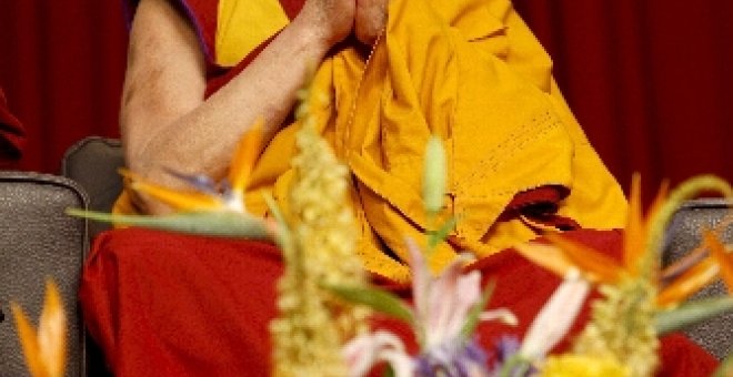 El Dalai Lama llega a Alemania y pide una "verdadera autonomía" para el Tíbet