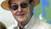 Manoel de Oliveira cumple cien años en Cannes y recibe una Palma de Oro entre ovaciones