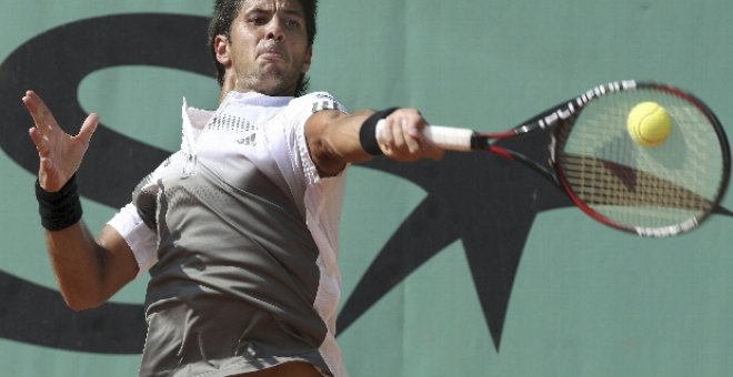 Verdasco se impone a un furibundo Youznhy y repite octavos en París por segundo año consecutivo