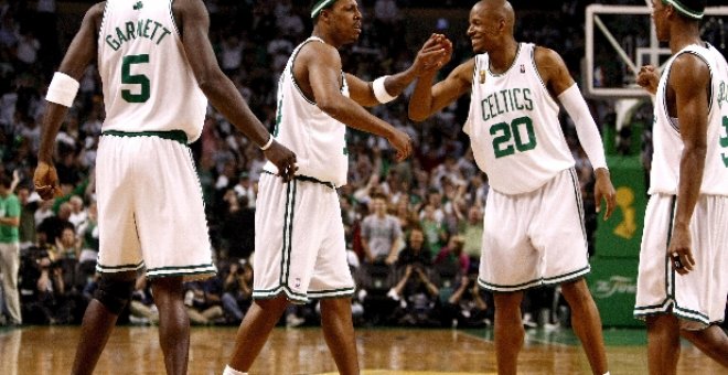 98-88. El 'Big-Three' le da a Boston el primer punto sobre los Lakers en la final de la NBA