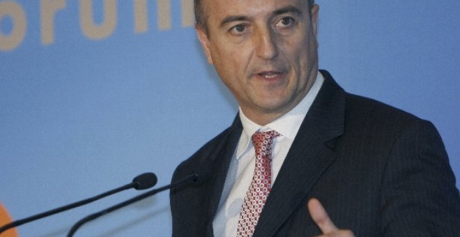 Sebastián descarta la posibilidad de rebajas en la fiscalidad de los carburantes