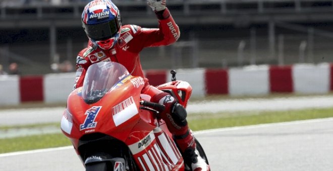 Stoner, mejor tiempo en la segunda jornada lluviosa en Montmeló