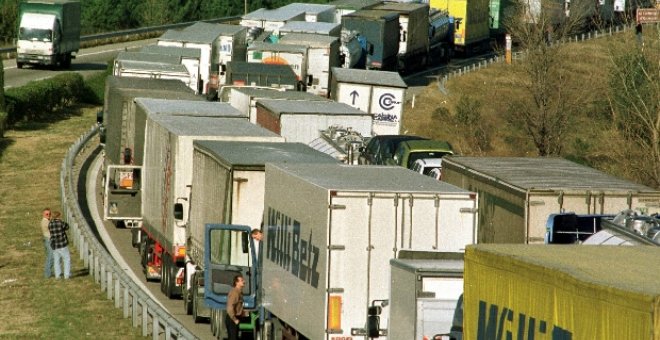 Los transportistas belgas se manifestarán en Bruselas contra el alza crudo