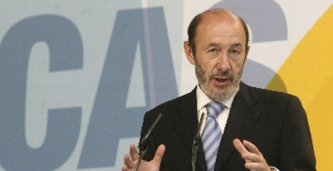 Rubalcaba dice que la operación islamista sigue abierta y se busca a más implicados