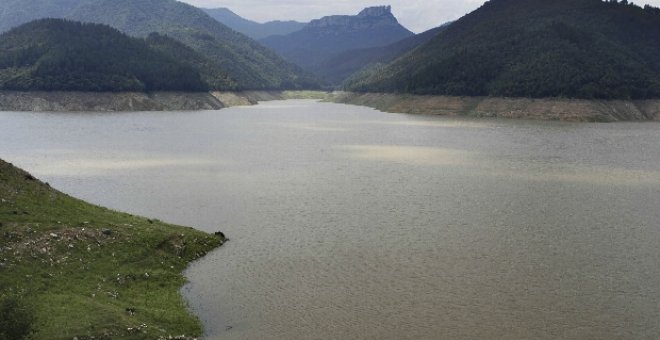 La reserva de agua vuelve a bajar y se coloca por debajo del 58 por ciento