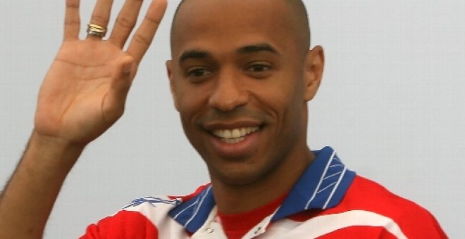 Thierry Henry bautiza a Torres y Villa como "la pareja increíble"