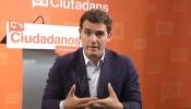 Ciudadanos y Podemos piden "más pasos" al PSOE en Andalucía