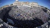 El Papa invita a comer pizza a 1.500 pobres tras la canonización de Teresa de Calcuta