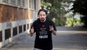 Pablo Iglesias avisa que un sector del PSOE "afila cuchillos" tras los comicios