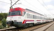 Fomento retrasa a 2020 la entrada de operadores que rompan el monopolio de Renfe en transporte de viajeros