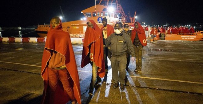 Cae la red mafiosa que controlaba gran parte del tráfico ilegal de inmigrantes a través del Estrecho desde 2008