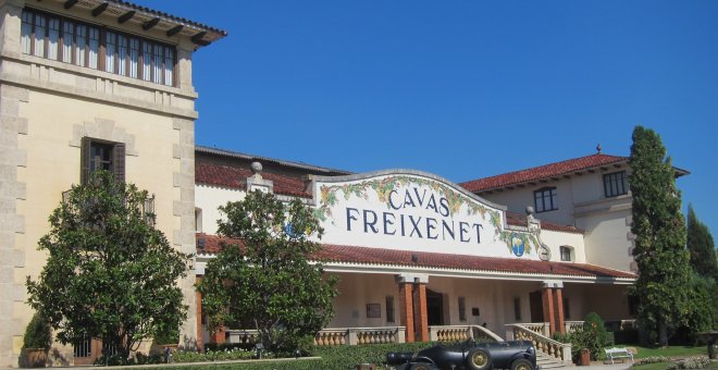 Freixenet decide finalmente no trasladar su sede tras el artículo 155