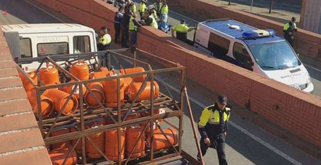 Detenido a tiros el conductor de un camión de butano robado en Barcelona