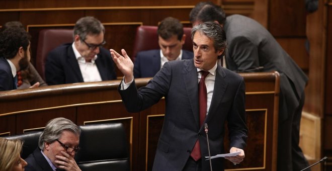 Fomento cifra en 120 millones las ayudas públicas a la reconversión de la estiba