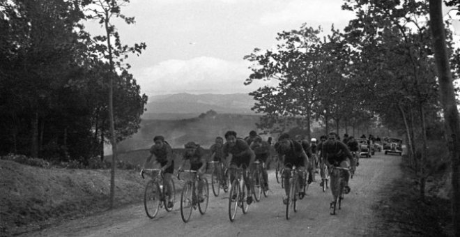 El Trofeu Pedal Antifeixista, un oasi enmig de la Guerra