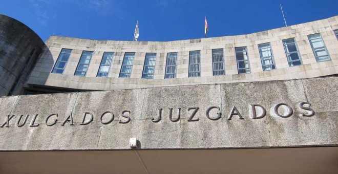 Un niño lleva a juicio a su madre por darle un bofetón y el juez la absuelve