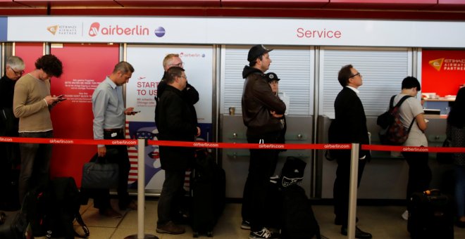 Air Berlin cancela decenas de vuelos por una oleada de bajas médicas entre los pilotos