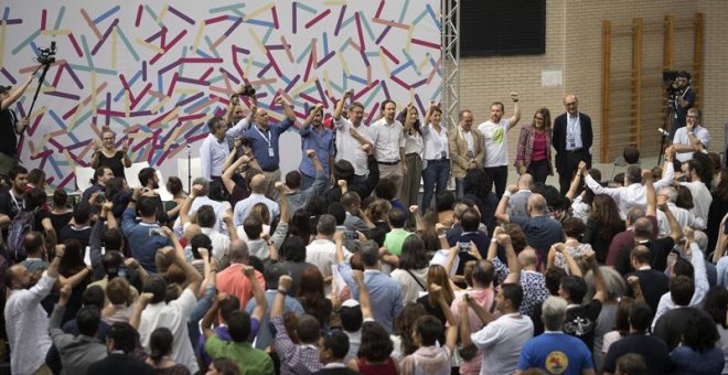 Podemos acusa al Gobierno de no haber garantizado la seguridad de los asistentes de la asamblea de Zaragoza