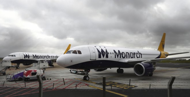 La quiebra de Monarch Airlines deja varados a 12.000 turistas británicos en Tenerife