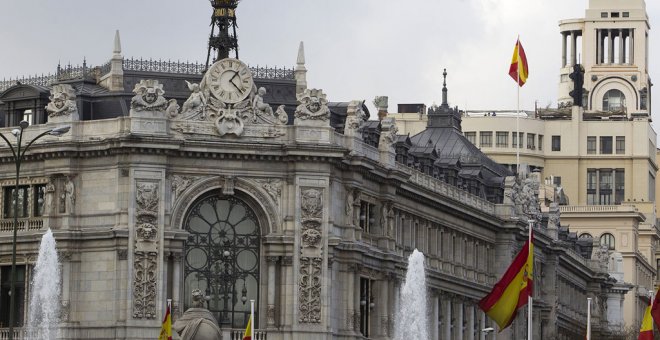 La banca gana con la deuda pública más de lo que costó el rescate