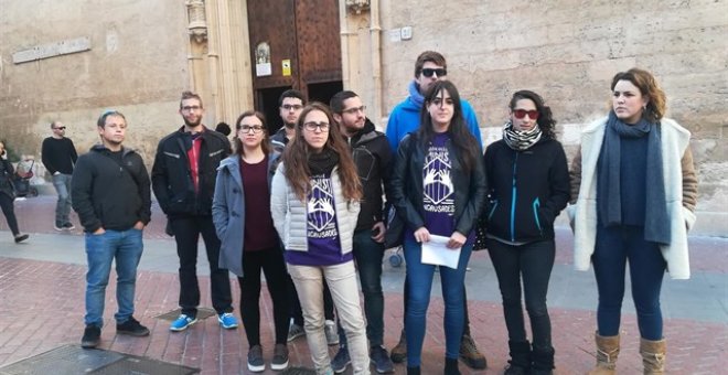 Los jóvenes condenados a un año de prisión por interrumpir una misa denuncian la "connivencia" entre el Estado y la Iglesia