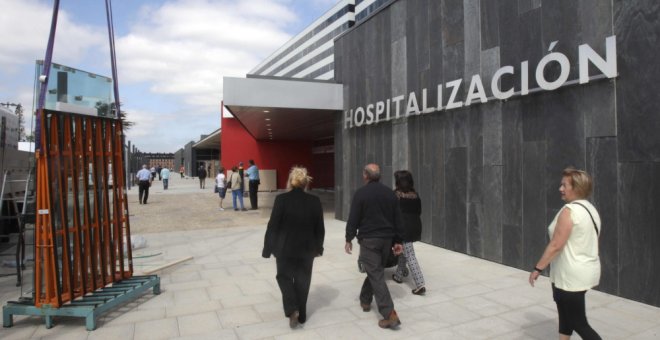 La jueza archiva la causa de la joven con meningitis que murió atada a una cama en psiquiatría