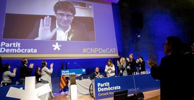 Puigdemont reclama la restitució del govern legítim i Rovira diu que l'urgent és començar a governar