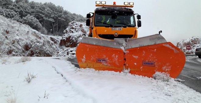 La nieve, el frío y las olas ponen en alerta a 28 provincias, dos en rojo