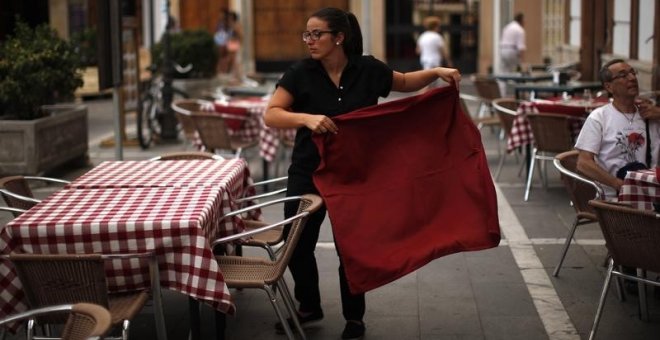 La mitad de contratos firmados por mujeres en febrero fue a tiempo parcial