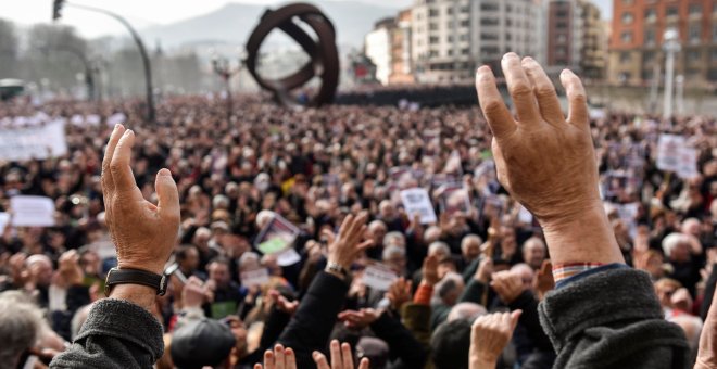 Los pensionistas asaltan la calle, la agenda del Gobierno y Twitter