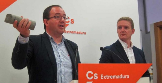 El portavoz de Cs en Extremadura: "¿El machismo no busca la igualdad y el feminismo sí?"