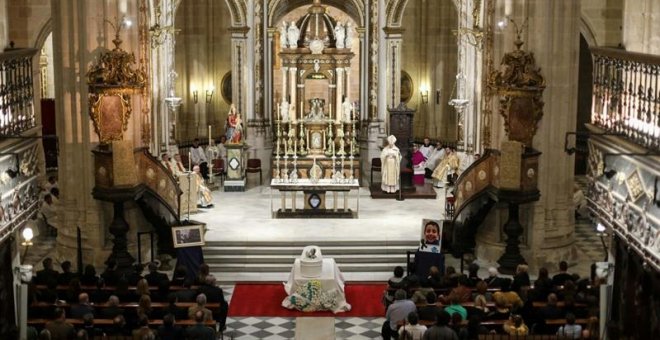 La madre de Gabriel: "Ya está en algún lugar con sus peces y la bruja mala del cuento ya no existe"