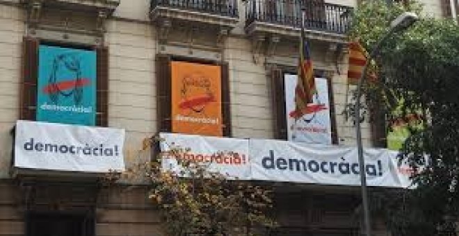 La Guàrdia Civil entra al Palau de la Generalitat i a la seu d'Òmnium en una nova operació sobre l'1-O