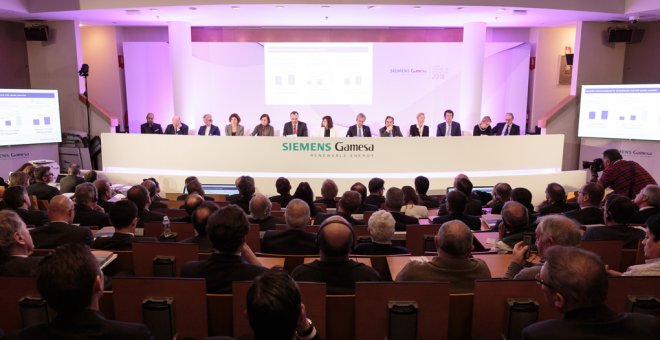 Siemens e Iberdrola representan su lucha de poder en la junta de Siemens Gamesa