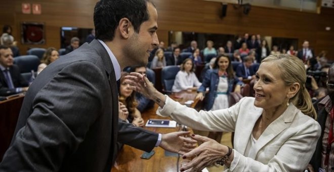 Ciudadanos pide la dimisión de Cifuentes pero sigue apostando por un Gobierno del PP