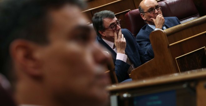 Los partidos "pequeños" libran la batalla por la influencia en los grandes bloques